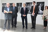 Fotoausstellung „KZ überlebt“. Porträts von Stefan Hanke